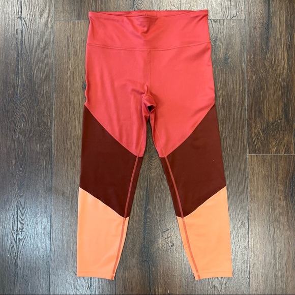 GAPFIT 22” Eclipse tights SZ MED - Picture 2 of 4